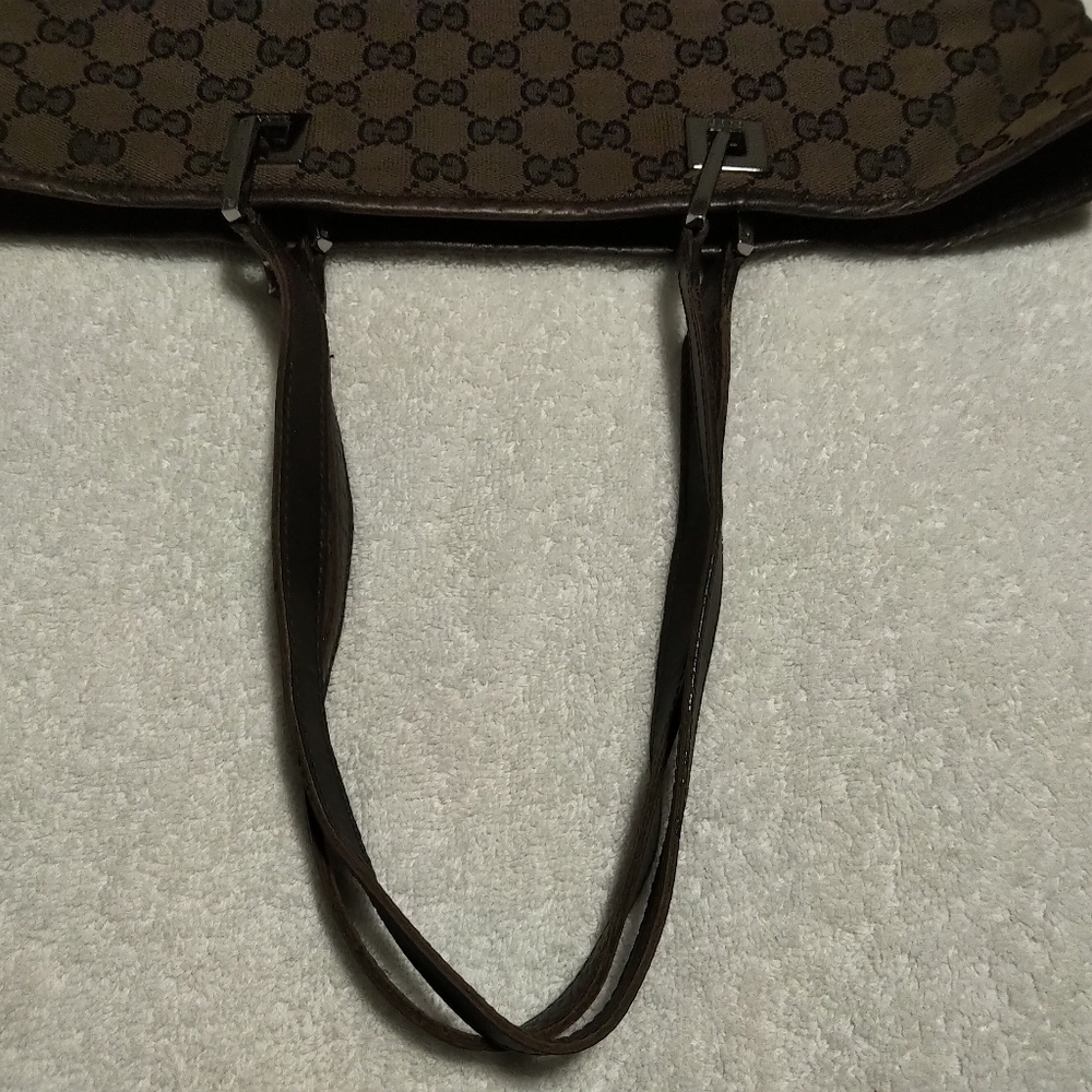 Authentic Gucci GG Shoulder Tote Bag - Picture 8 of 11